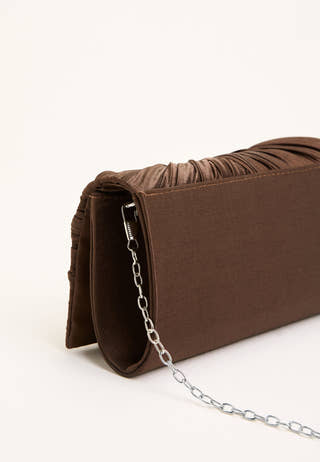 Knot Clutch