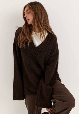 Knitted V-neck Sweater Brown