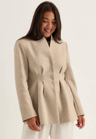 Shaped Short Coat White