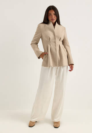 Shaped Short Coat White