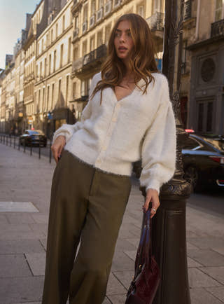 block-2-knitwear_040762e1-c68d-4c93-858f-5caa3b3af870