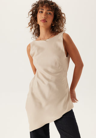 Remake Low Back Asymmetric Top