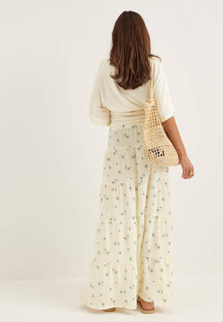 bubbleroom-flounce-maxi-skirt-bluefloral