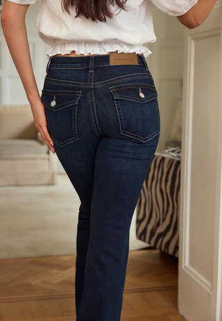 Low Bootcut Flap Jeans