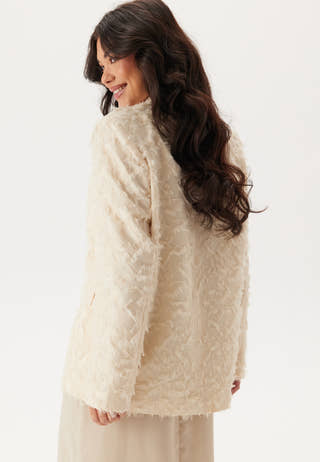 Featherlike Oversized Blazer