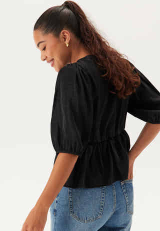 Round Neck Puff Sleeve Blouse
