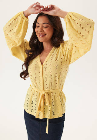 Soft Broderie Anglaise Top