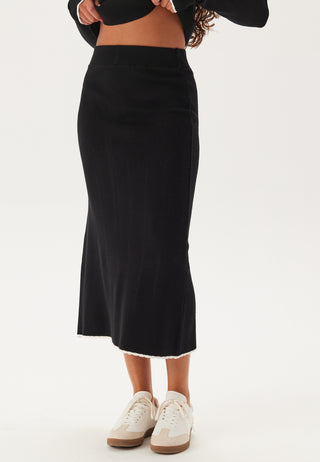 happy-holly-viscose-contrast-knitted-skirt-blackoffwhite_11