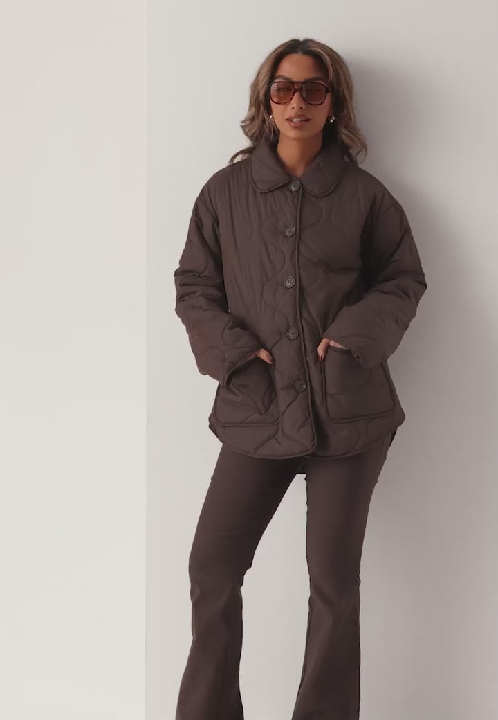 quilted-jacket-brown-1146381471.mp4