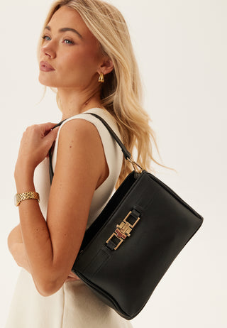 Alina Re Shoulder Bag